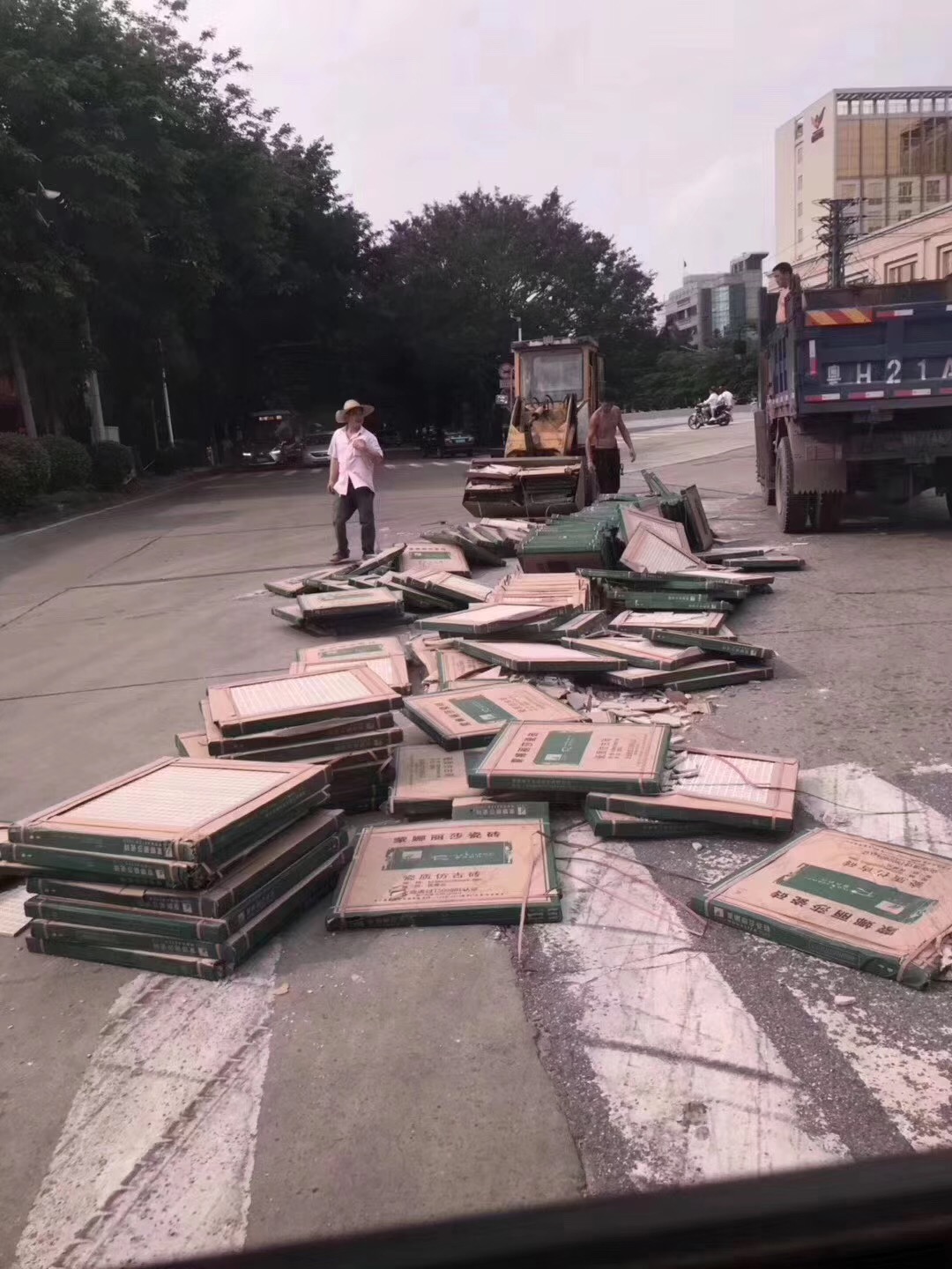 為什么收貨時出現少貨或者破損？